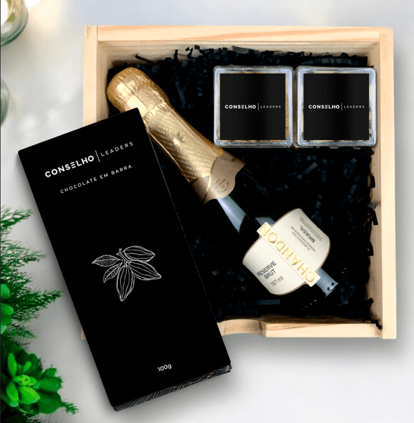 Kit Presente Corporativo Wood Chandon com Chocolate Petit - LeBlank Corporativo