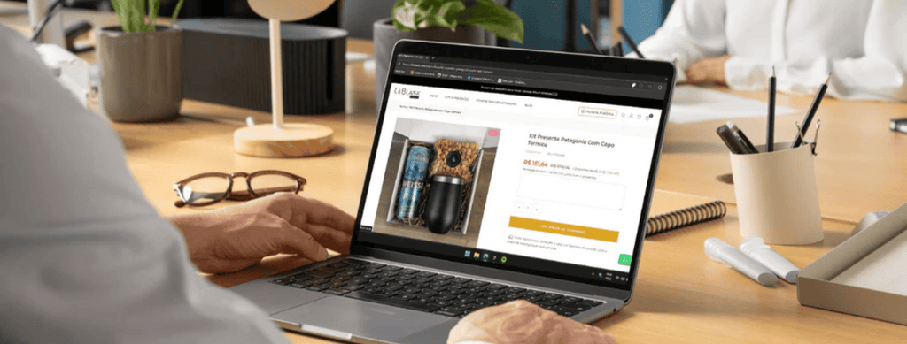 Como fechar mais negócios com presente corporativo personalizado? Saiba agora - LeBlank Corporativo