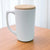 Caneca de Ceramica Branca com Tampa de Bambu 470ml - Personalizada