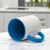 Caneca de Ceramica Branca Azul Claro Interno e Alca Emborrachada 325mL - Personalizada