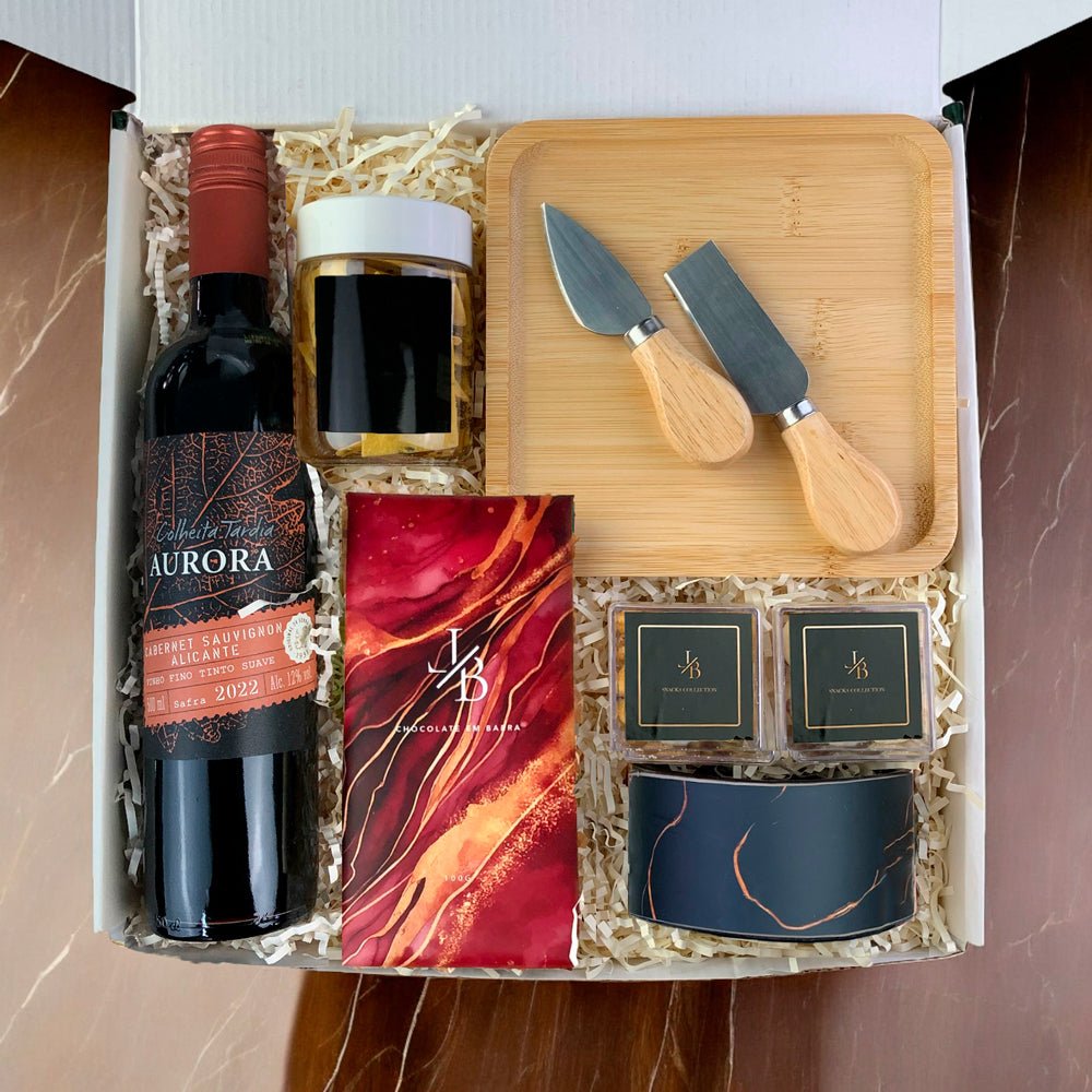 Kit Presente Corporativo Aurora Tinto com Snacks Gourmet - LeBlank Corporativo