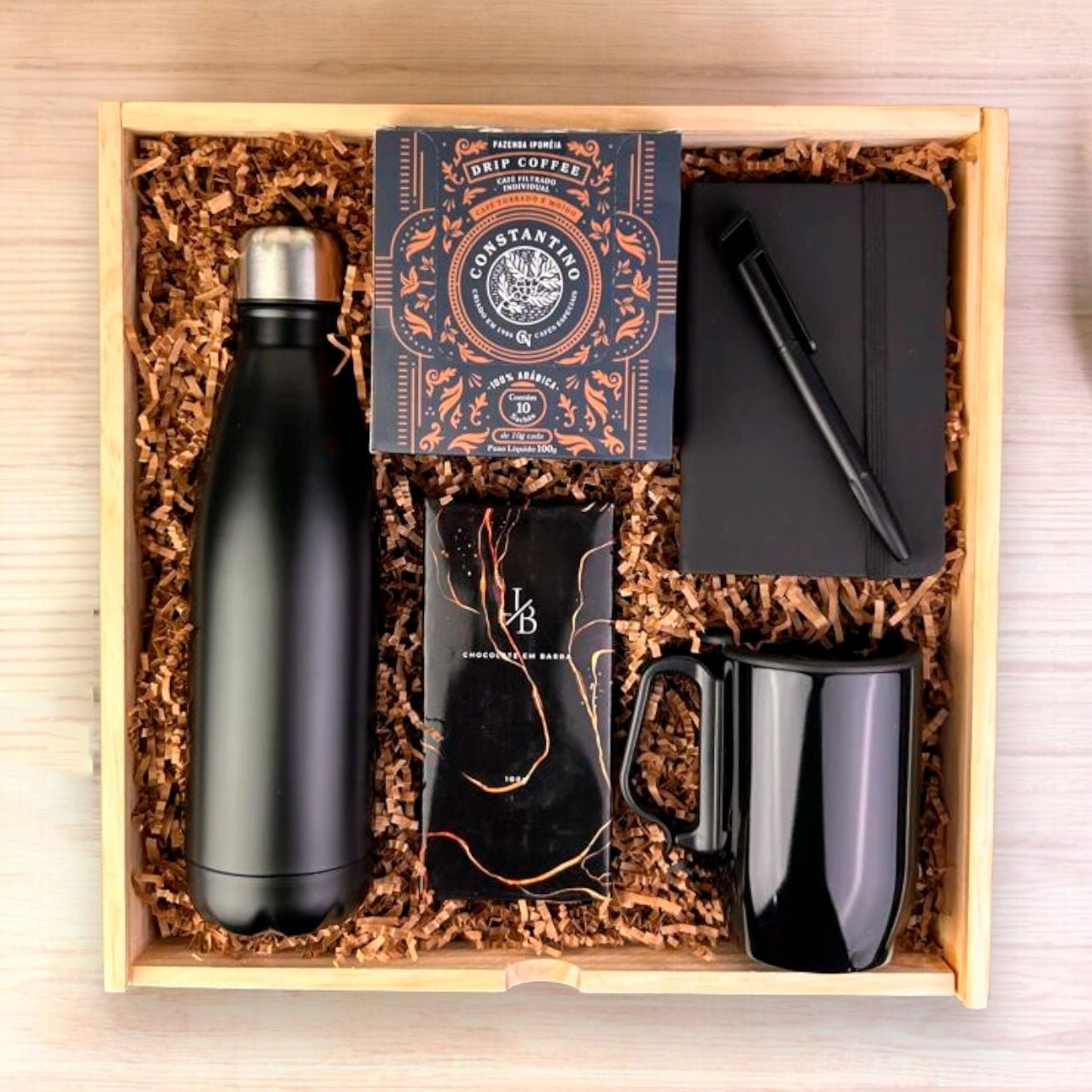 Kit Presente Corporativo Wood Moderno com Café, Chocolate e Itens Funcionais - LeBlank Corporativo